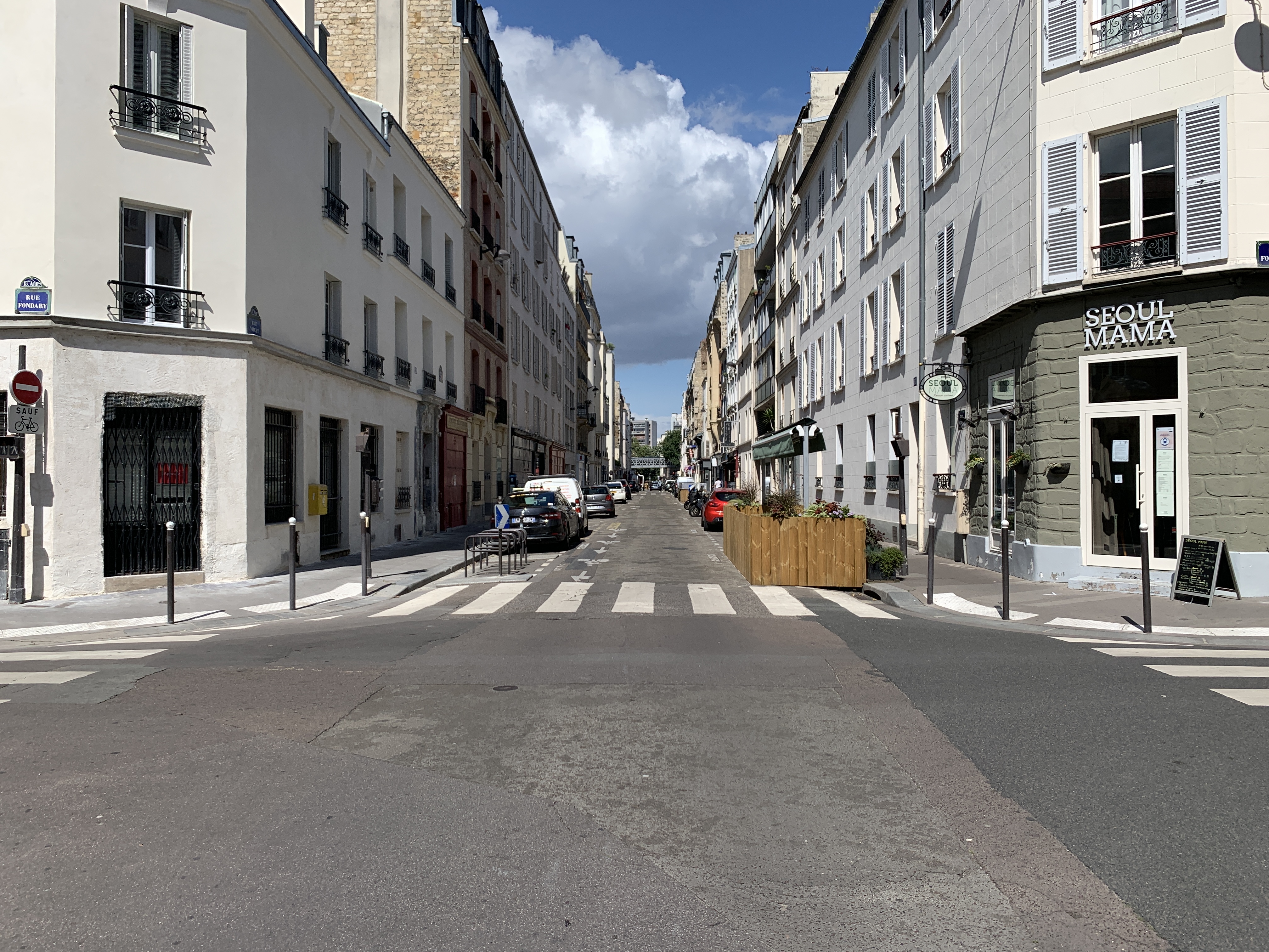 File:Rue du Faubourg-Saint-Honoré, Paris 8e.jpg - Wikimedia Commons