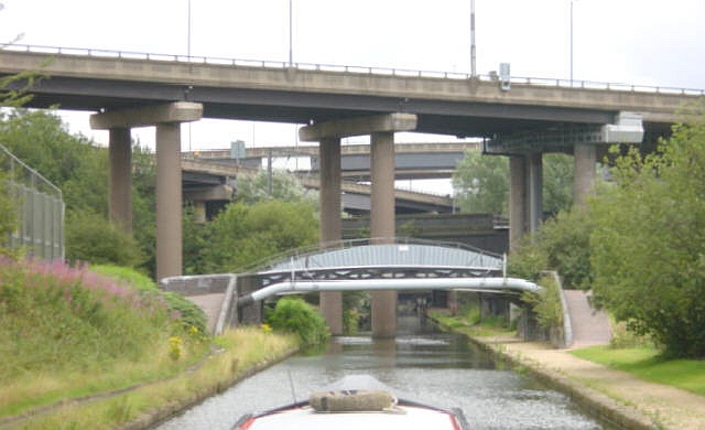 File:Spaghetti Junction from Tame Valley Canal.jpg