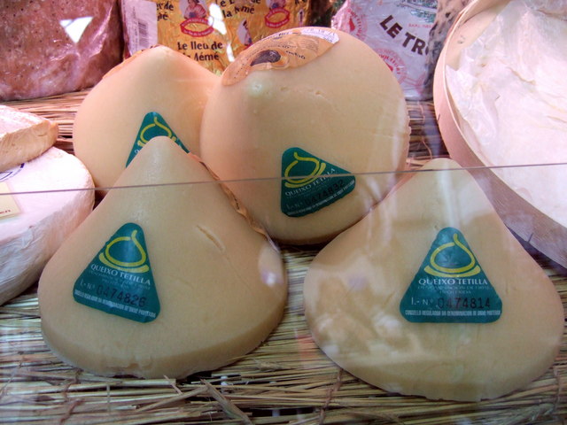 File:Spanish cheese in Cardigan market - geograph.org.uk - 336458.jpg