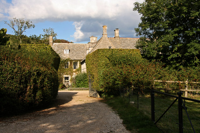 File:Steeple - The Manor House (2) - geograph.org.uk - 567647.jpg