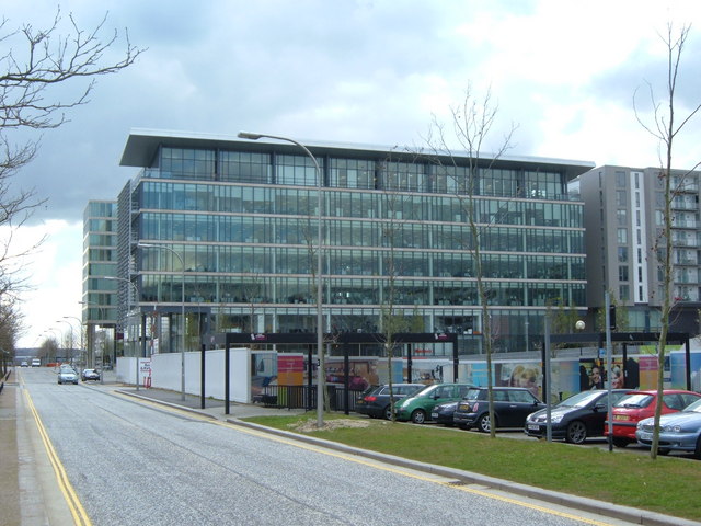 File:The hub-mk - geograph.org.uk - 746758.jpg