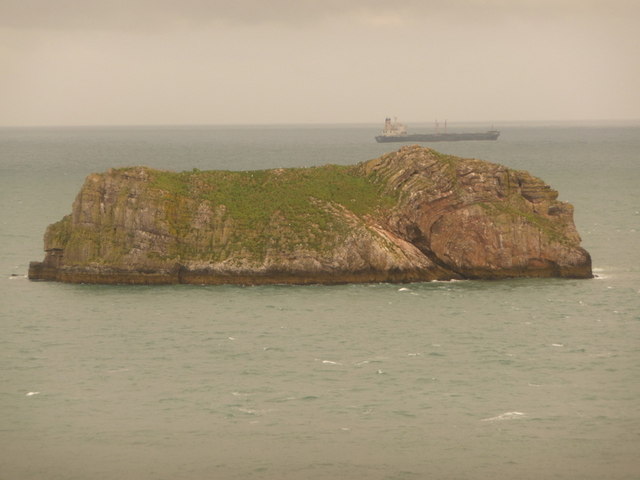 File:Torquay, Ore Stone - geograph.org.uk - 1467272.jpg