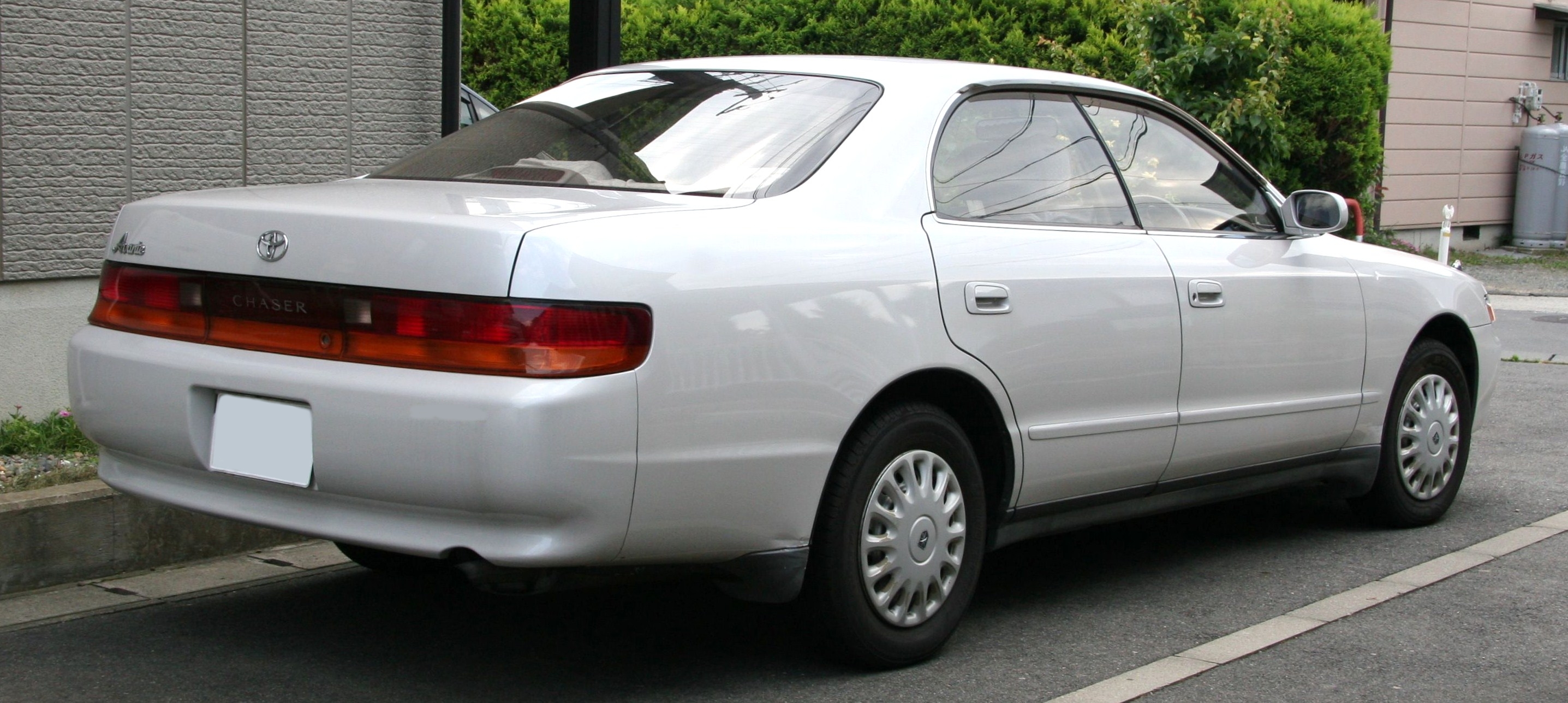 File:Toyota Chaser rear.jpg - Wikimedia Commons