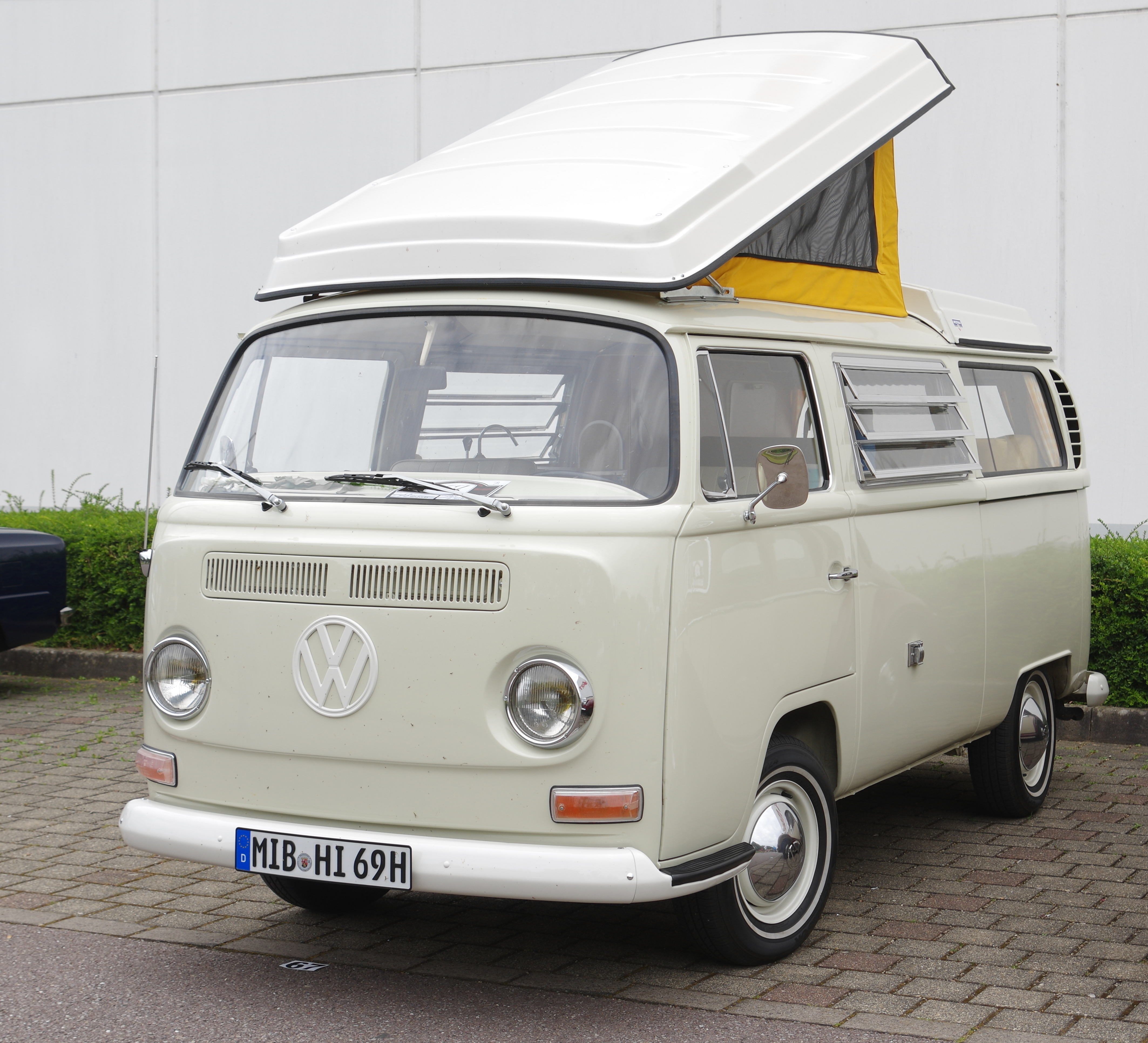 File:Volkswagen Westfalia 2016-07-17 13-29-55.jpg - Wikimedia Commons