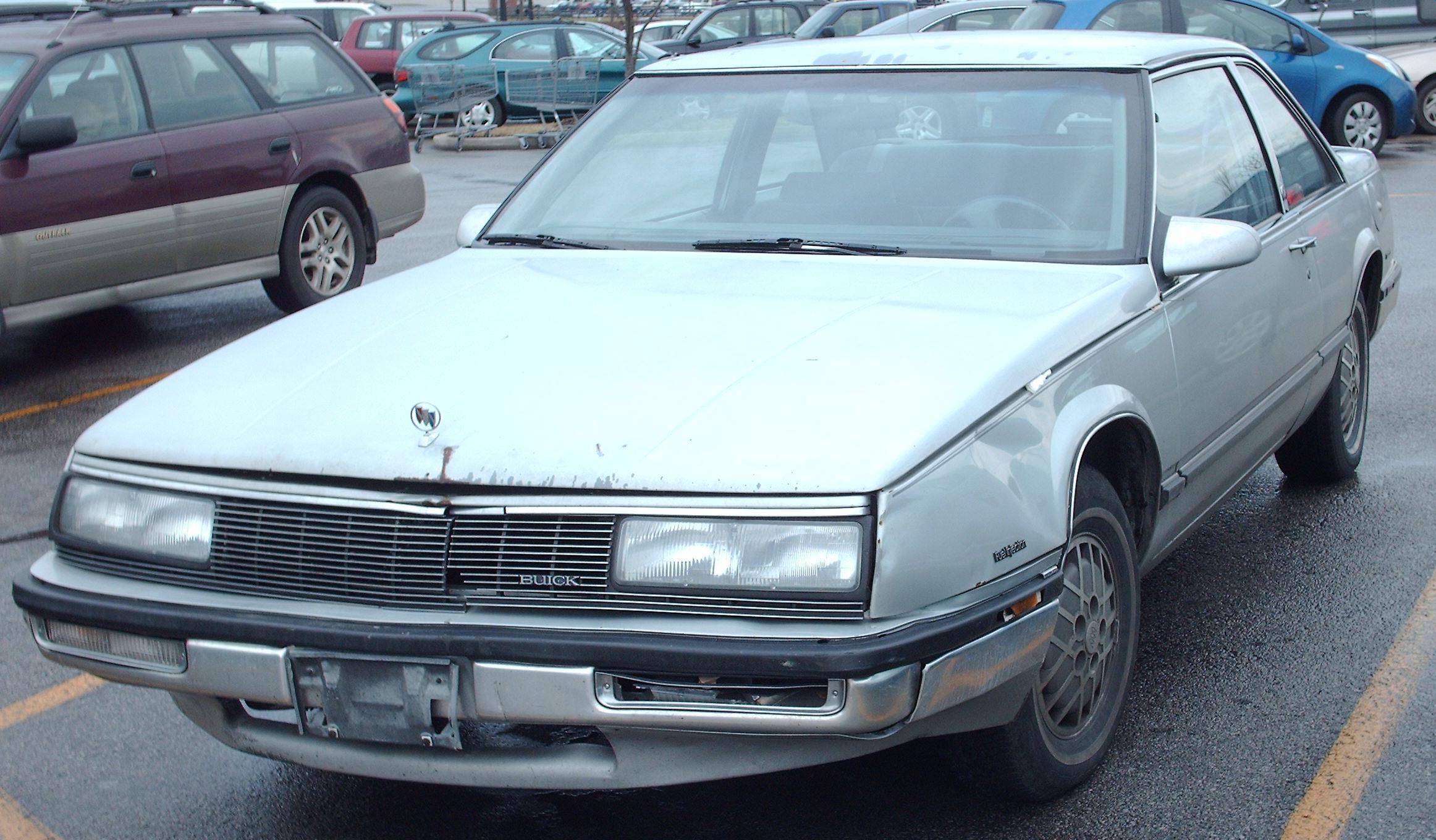 Buick lesabre 1989. Buick lesabre 1987. Buick lesabre Coupe. Бьюик купе 1989.