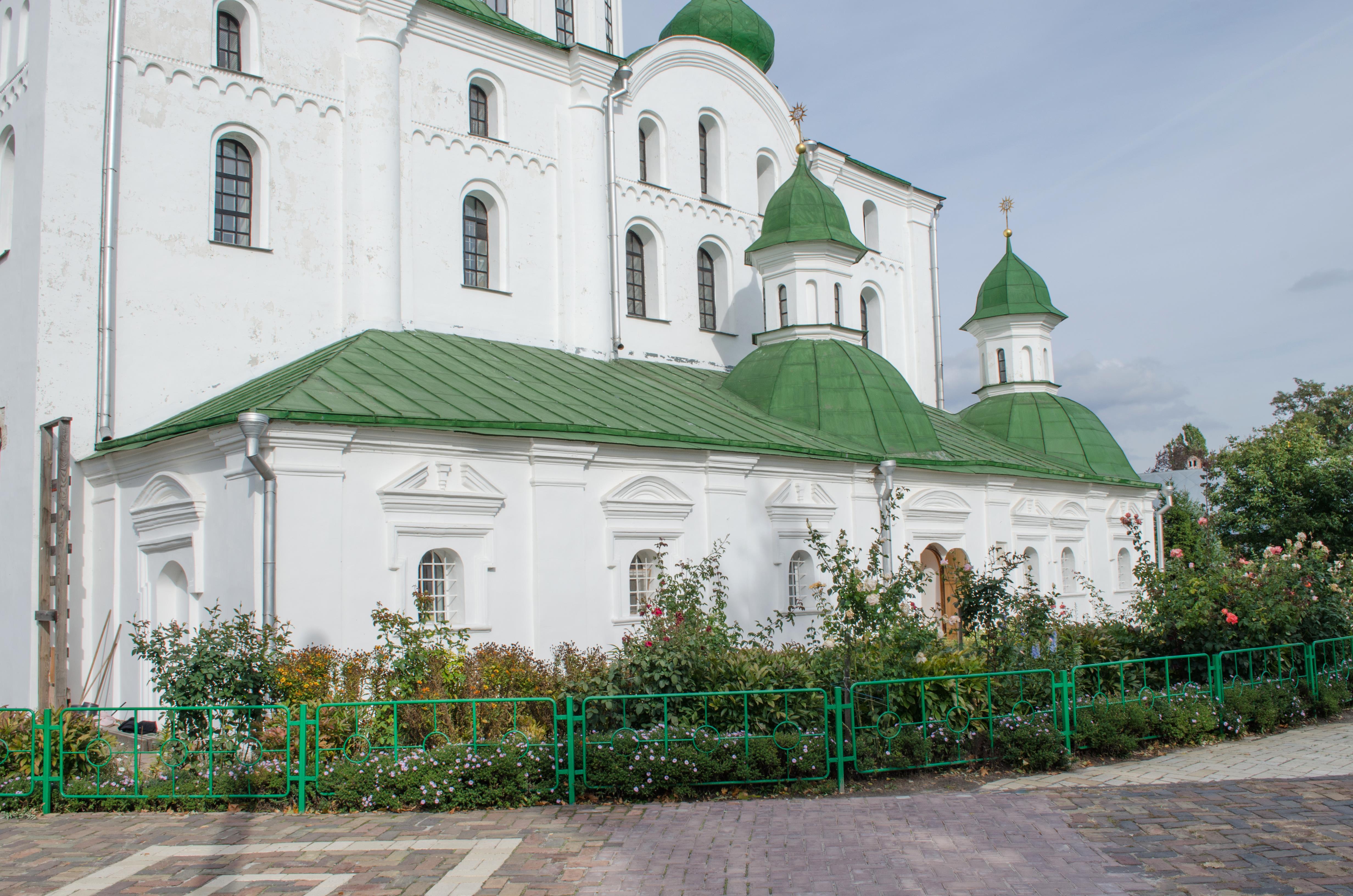 Фото лизогуба. Усыпальница Лизогубов. Чернигов улица Войкова.