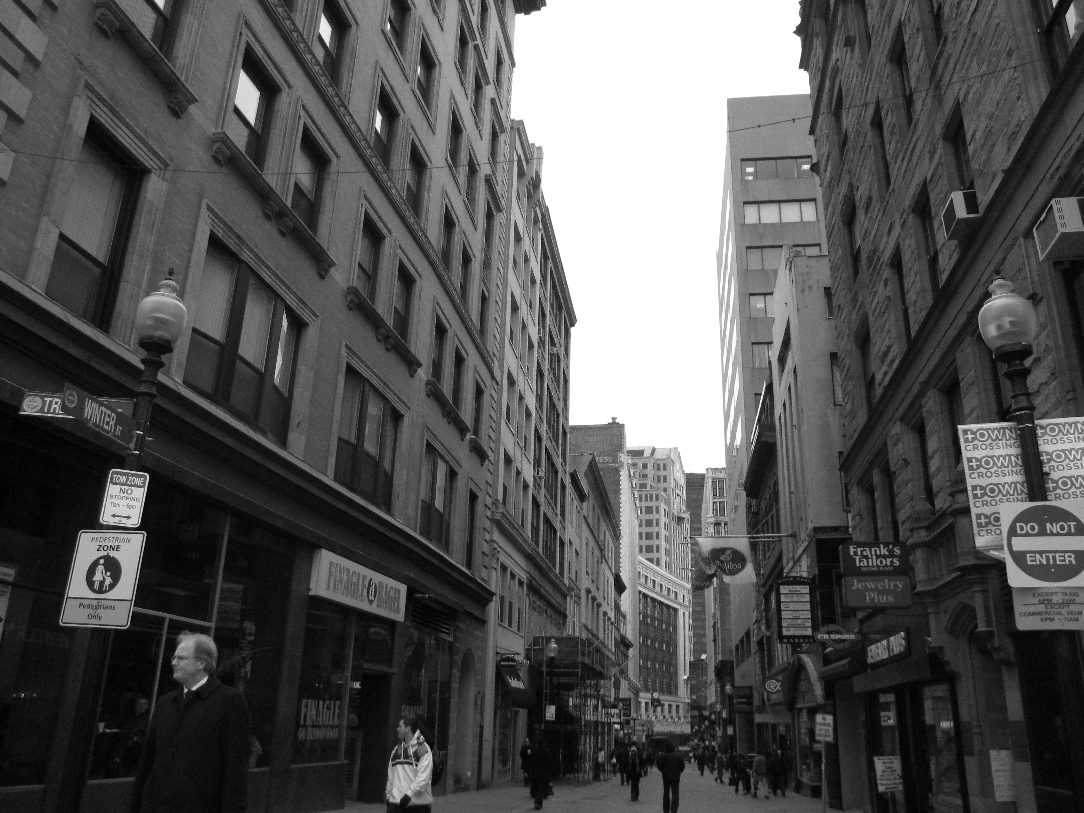 Улица кис. Мелчер-стрит Бостон. Зима в Бостоне. The Streets. Winter Street.