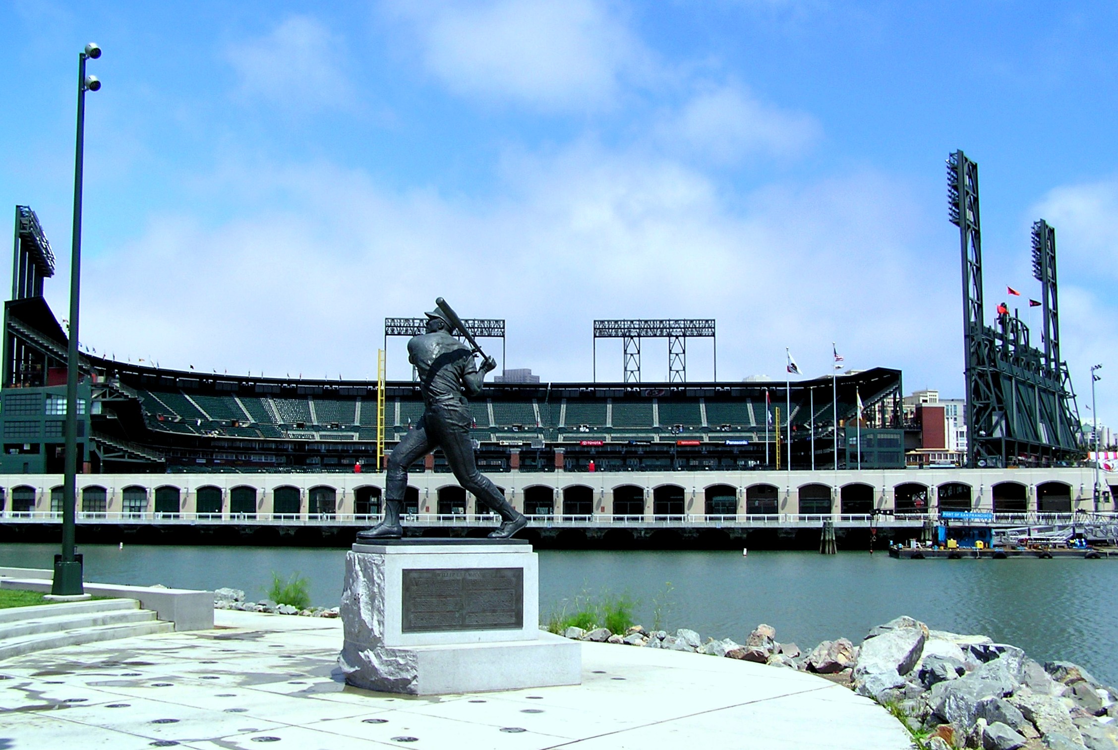 Yastrzemski splashes 3-run HR into McCovey Cove in the 10th as the