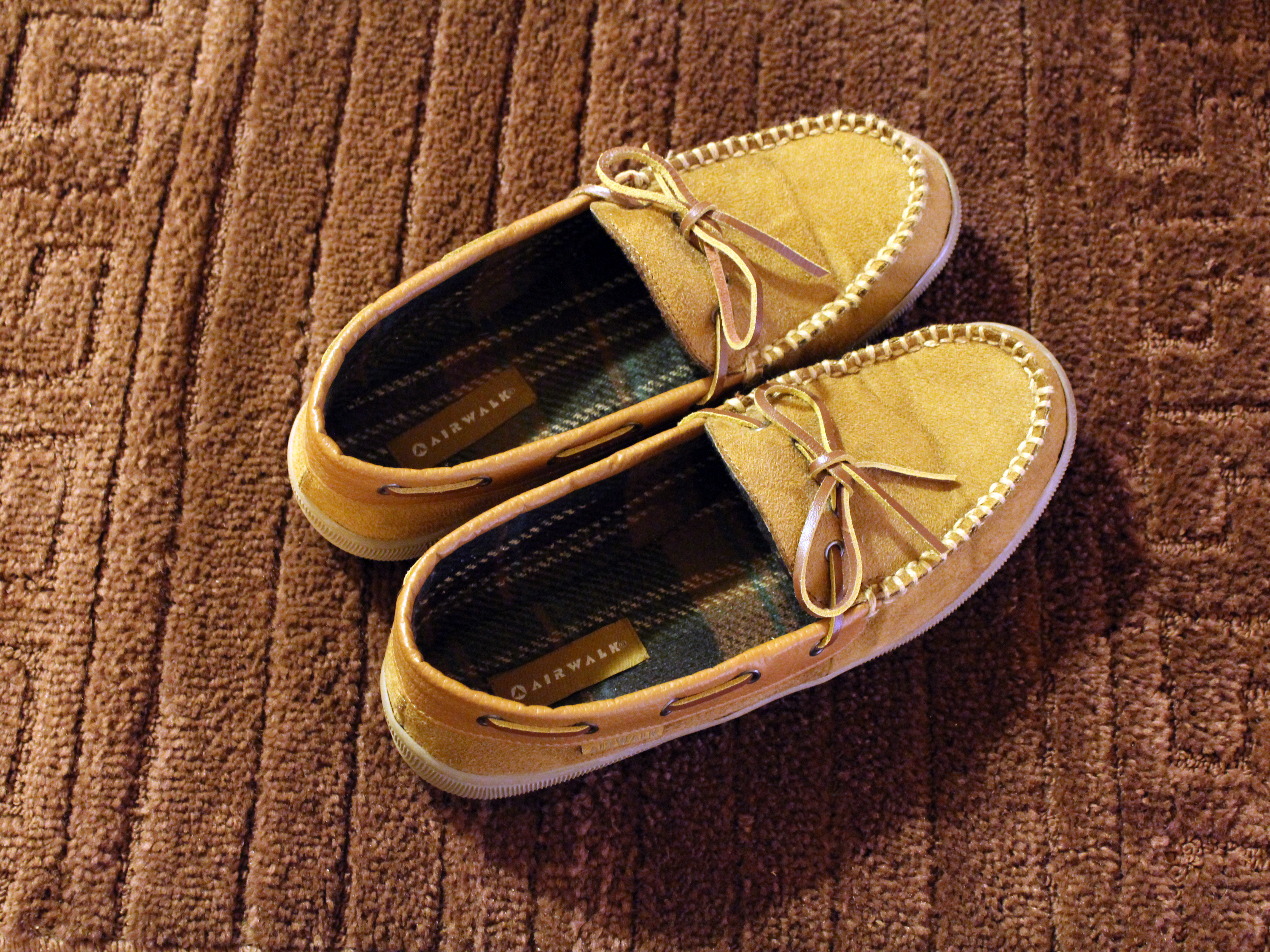 Men's Canoe Sole Deerskin Moccasins -  - California