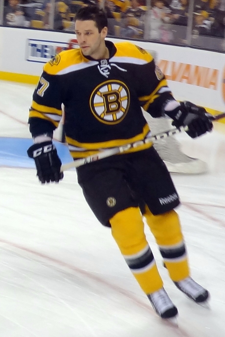 Pouliot with the [[Boston Bruins]] in 2012