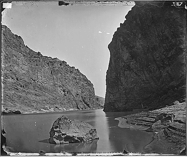 File:Black Canyon Colorado River.gif