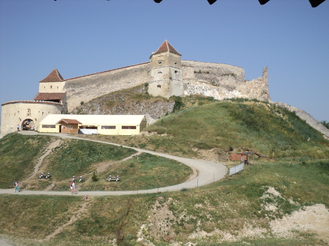 Picture of Cetatea Brasov Romanian Pronunciation: [braËˆÊƒov