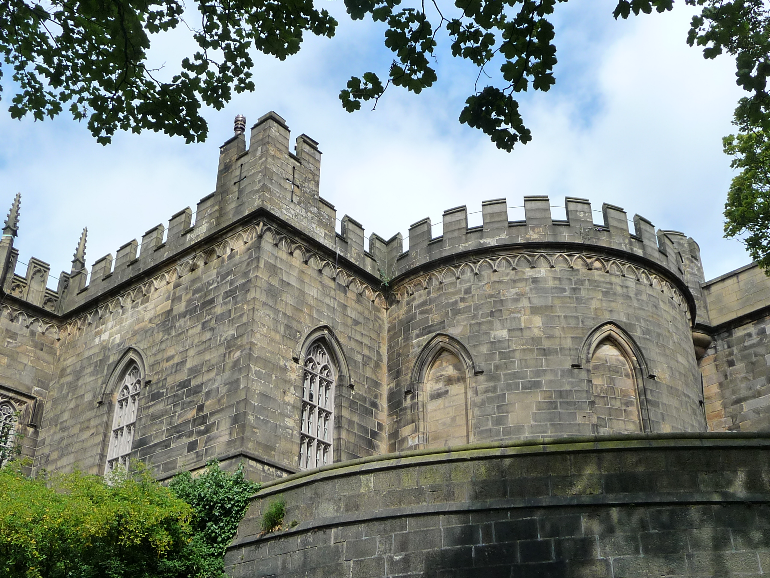 Castle 5. Замок 5 класс. The Heritage of Lancaster County актеры. 5. Крепость Ширдан. Ланкастер фото.