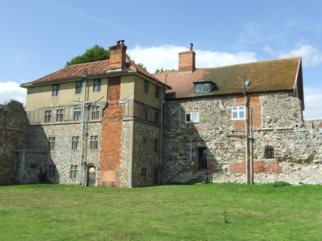 File:Leiston Abbey - geograph.org.uk - 1442490.jpg