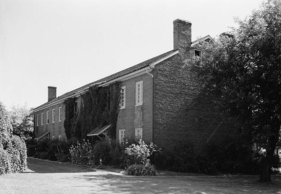 File:Shawnee Methodist Mission, East Building, Kansas City vicinity (Johnson County, Kansas).jpg