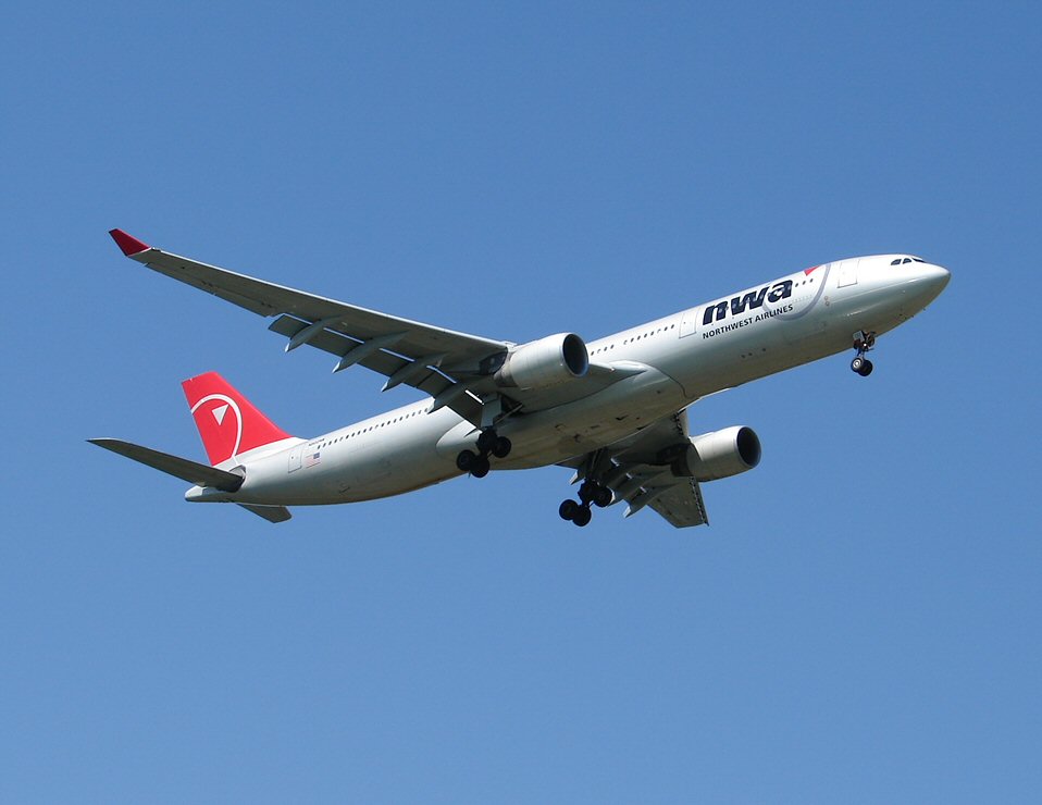 THE A330 only from AIRBUS (963971174).jpg