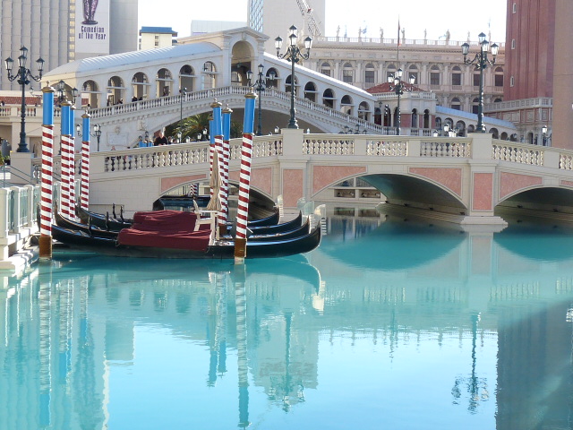 File:The Venetian hotel, Las Vegas (3191611919).jpg