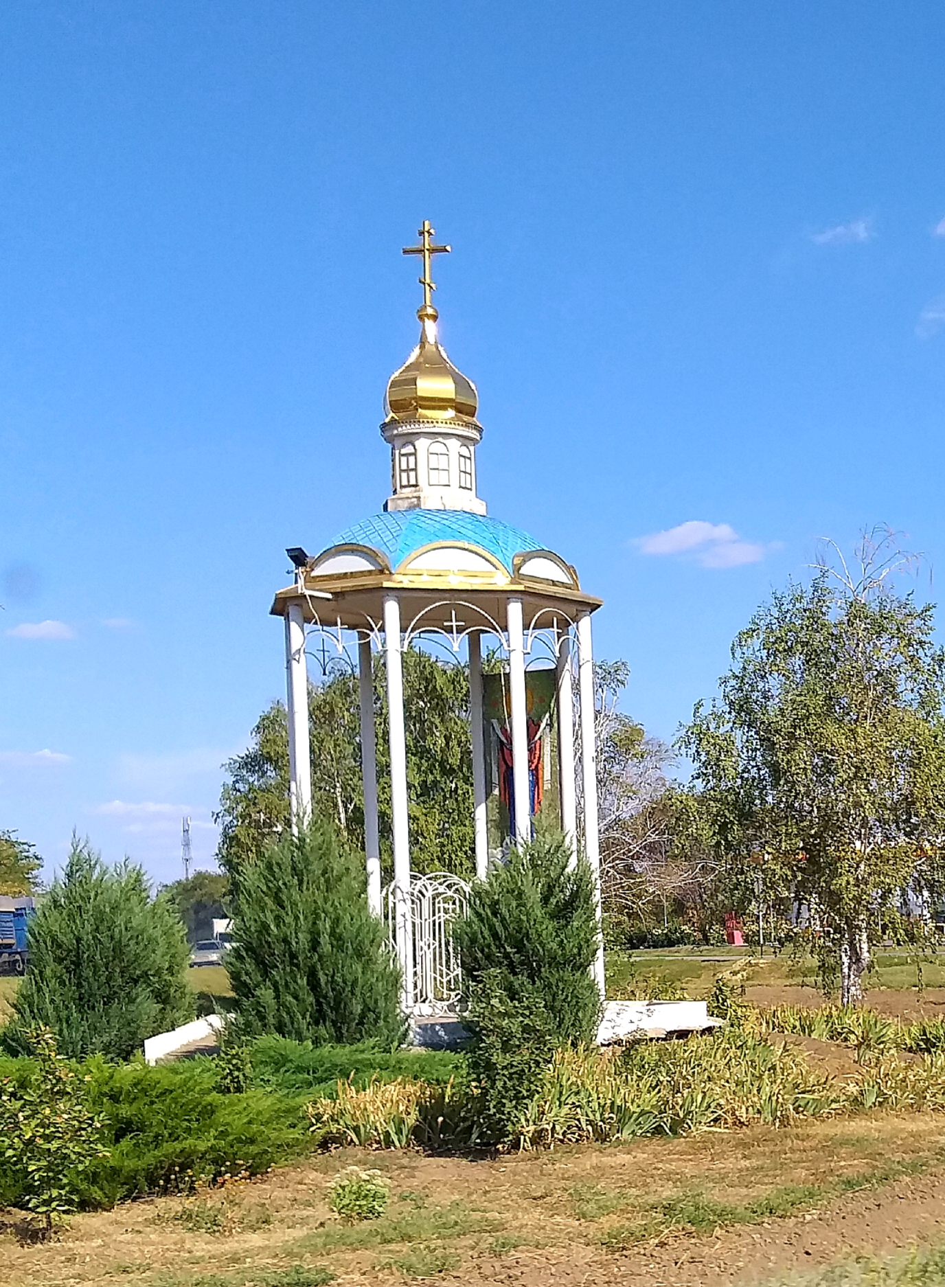 Файл:Часовня в честь Покрова Пресвятой Богородицы г. Сальск.jpg — Википедия