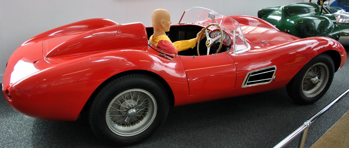 File 1957 Ferrari 500 Trc Side Jpg Wikimedia Commons