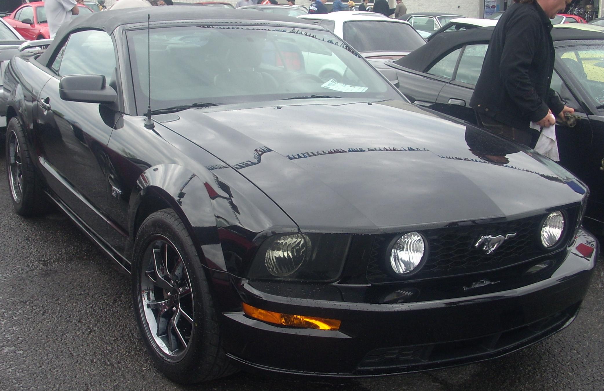 Mustang gt Convertible 2005