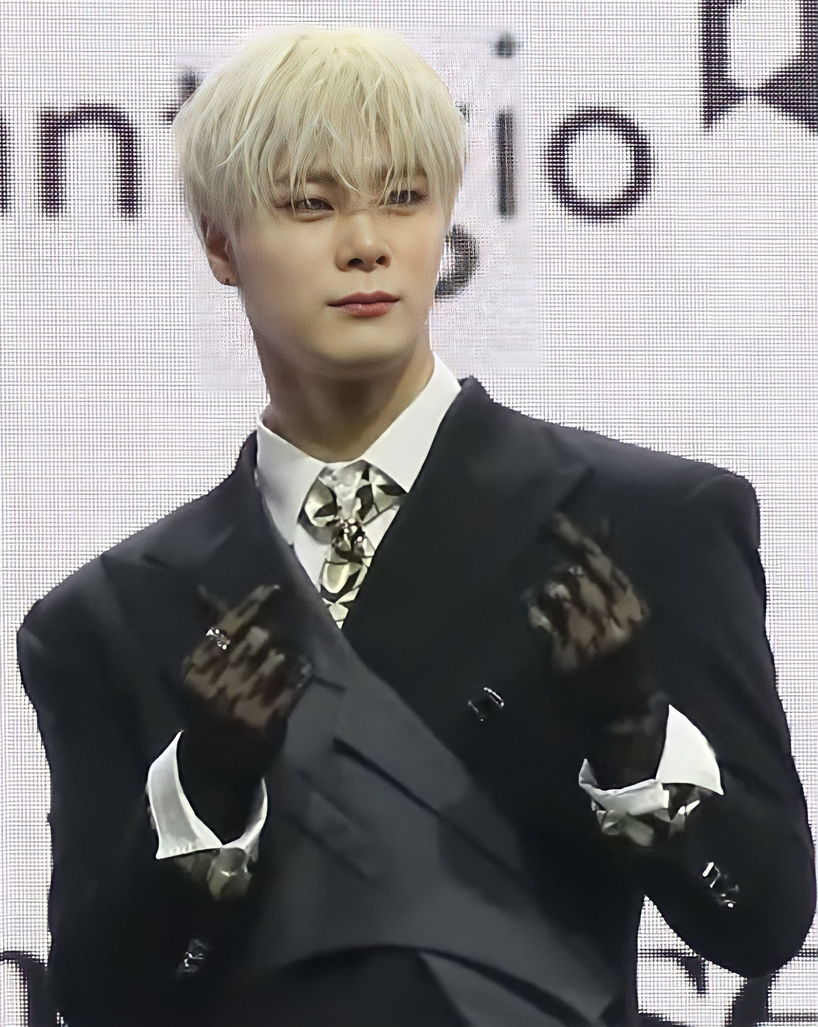 ASTRO MOONBIN