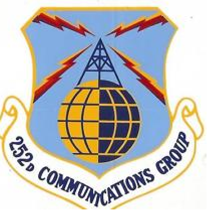 File:252 Communications Gp emblem.png