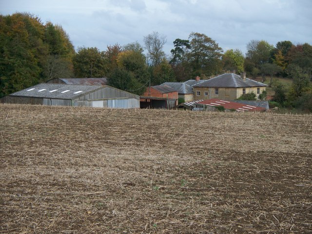 File:Blackdowns from the footpath - geograph.org.uk - 1551675.jpg