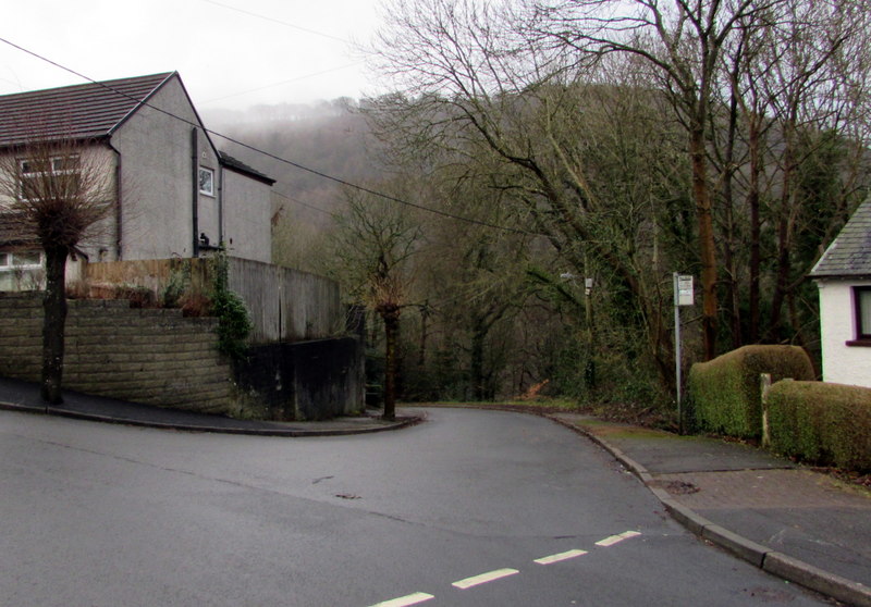 File:Down Coed Moelfa Road, Llanfach, Abercarn - geograph.org.uk - 5251935.jpg