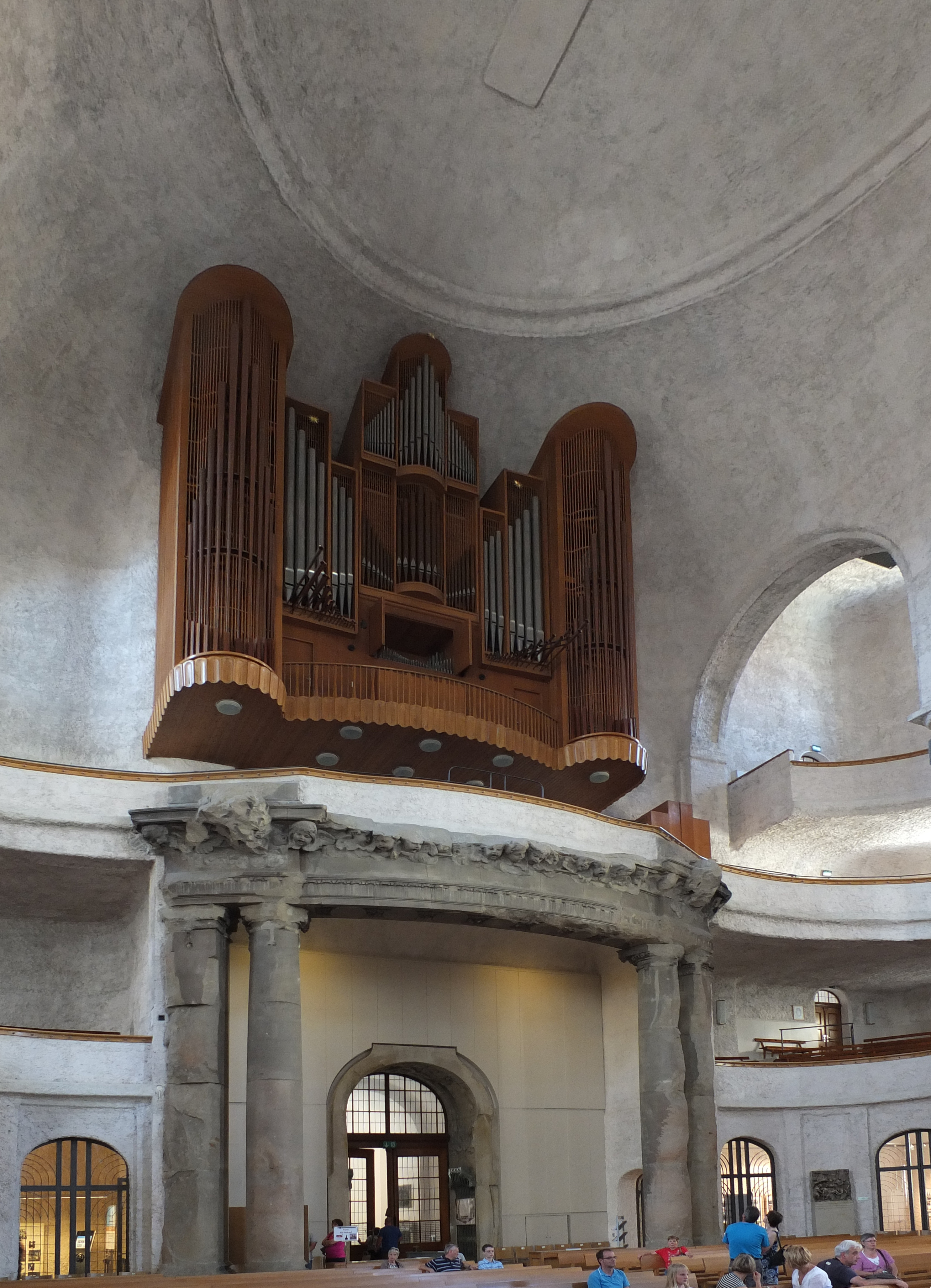 Второй орган. Церковь Мадлен год орган. Орган в церкви Мадлен фото. Church of the Immacolata concezione, Chieri.