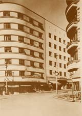 Хотел Асториа (десно), 1938. године