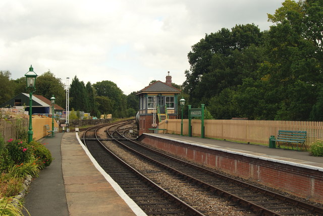 File:Kingscote Railway Station - geograph.org.uk - 1448431.jpg