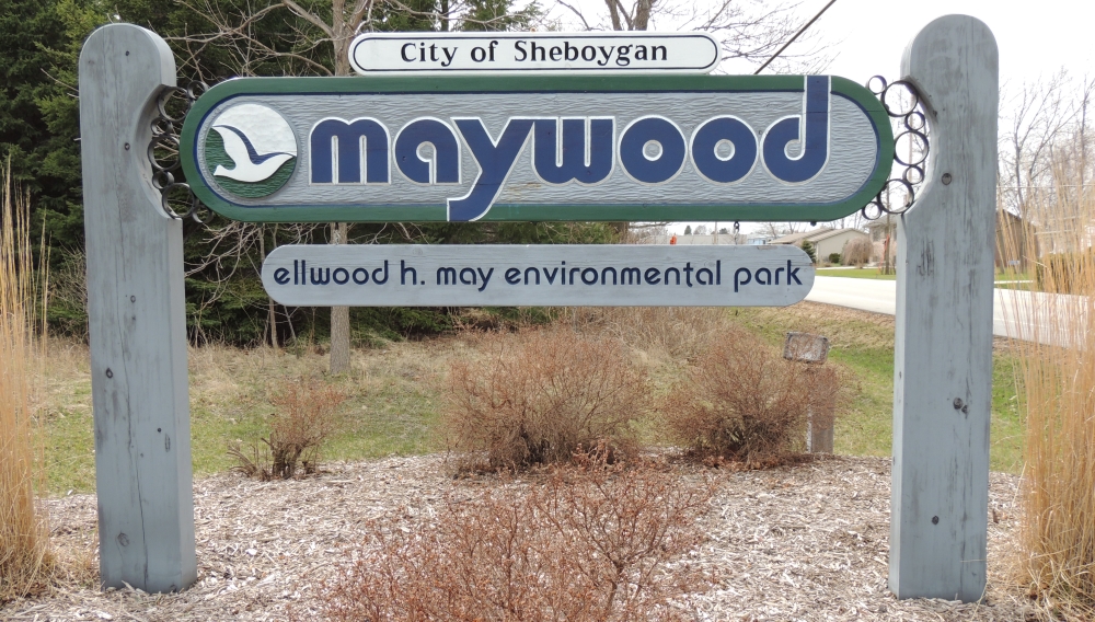 Maywood Park Sign.jpg