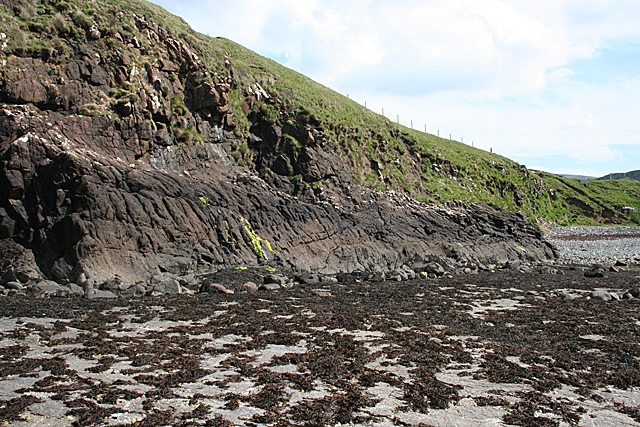 File:Palaeogene Intrusions - geograph.org.uk - 5410511.jpg