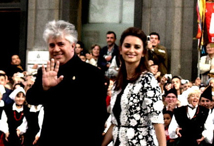 File:Pedro Almodovar and Penélope Cruz 2.jpg