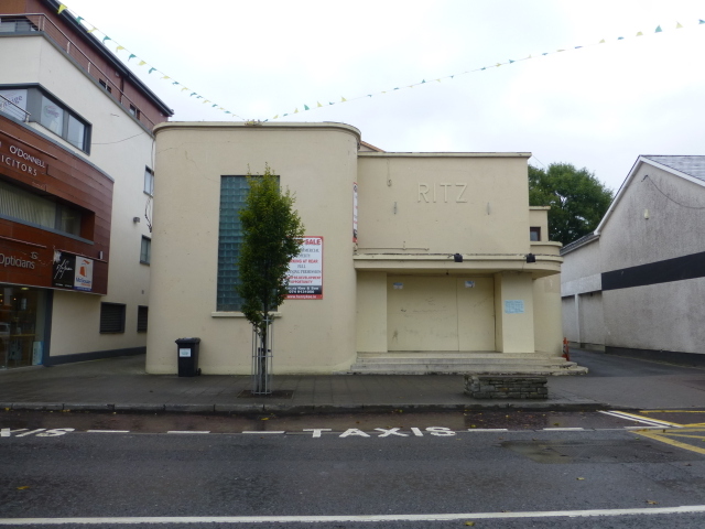 File:Ritz Cinema, Ballybofey - geograph.org.uk - 4208224.jpg