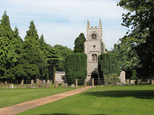 File:St Martins church in Houghton (geograph 1937879).jpg