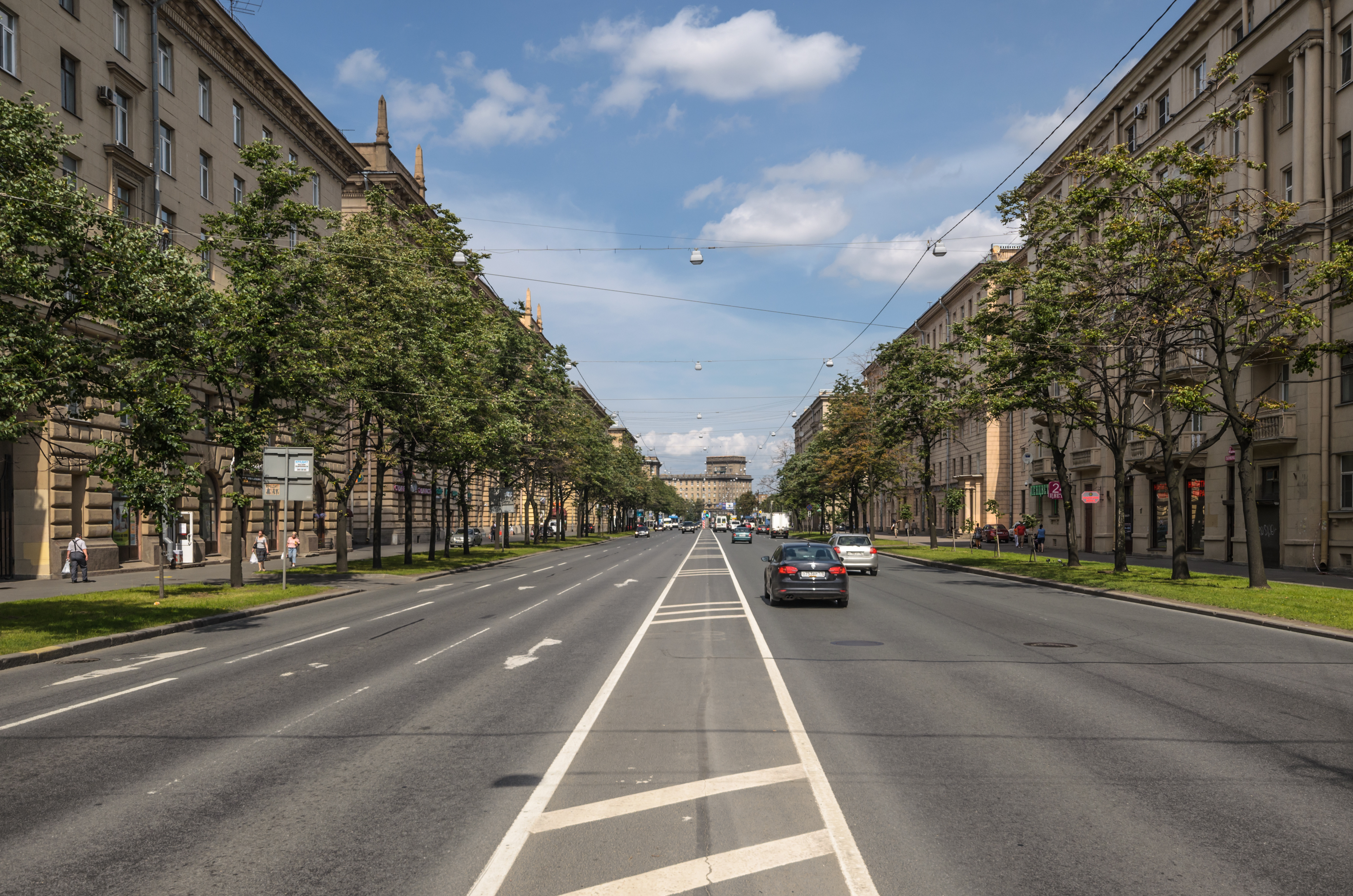 Файл:Stachek Avenue SPB 01.jpg — Википедия