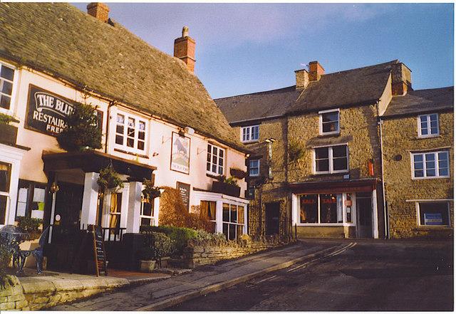 File:The Blue Boar, Chipping Norton. - geograph.org.uk - 138479.jpg