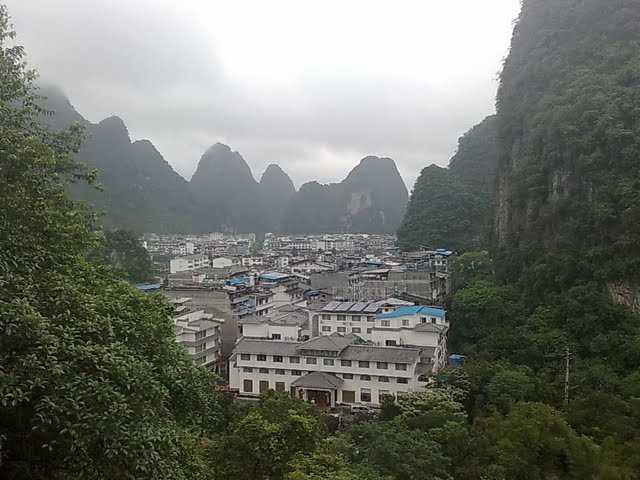 File:Yangshuo, Cina - panoramio.jpg