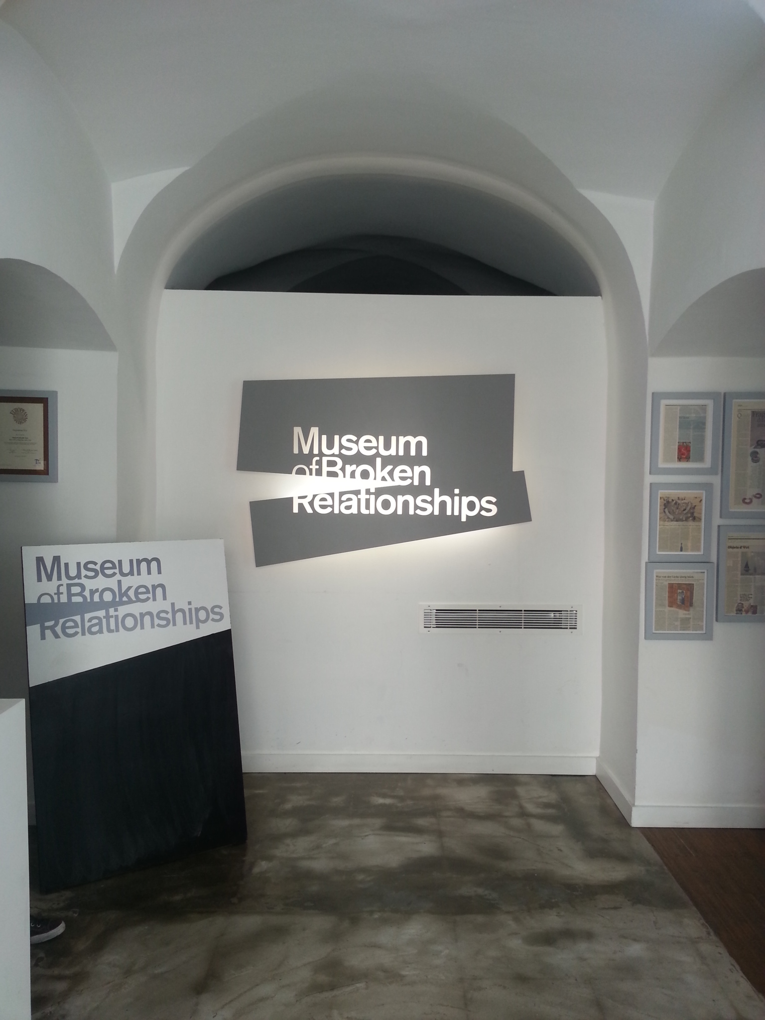 The Museum of Broken Relationships Epub-Ebook