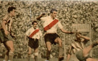 1953 Rosario Central 4-River Plate 1 -3.png