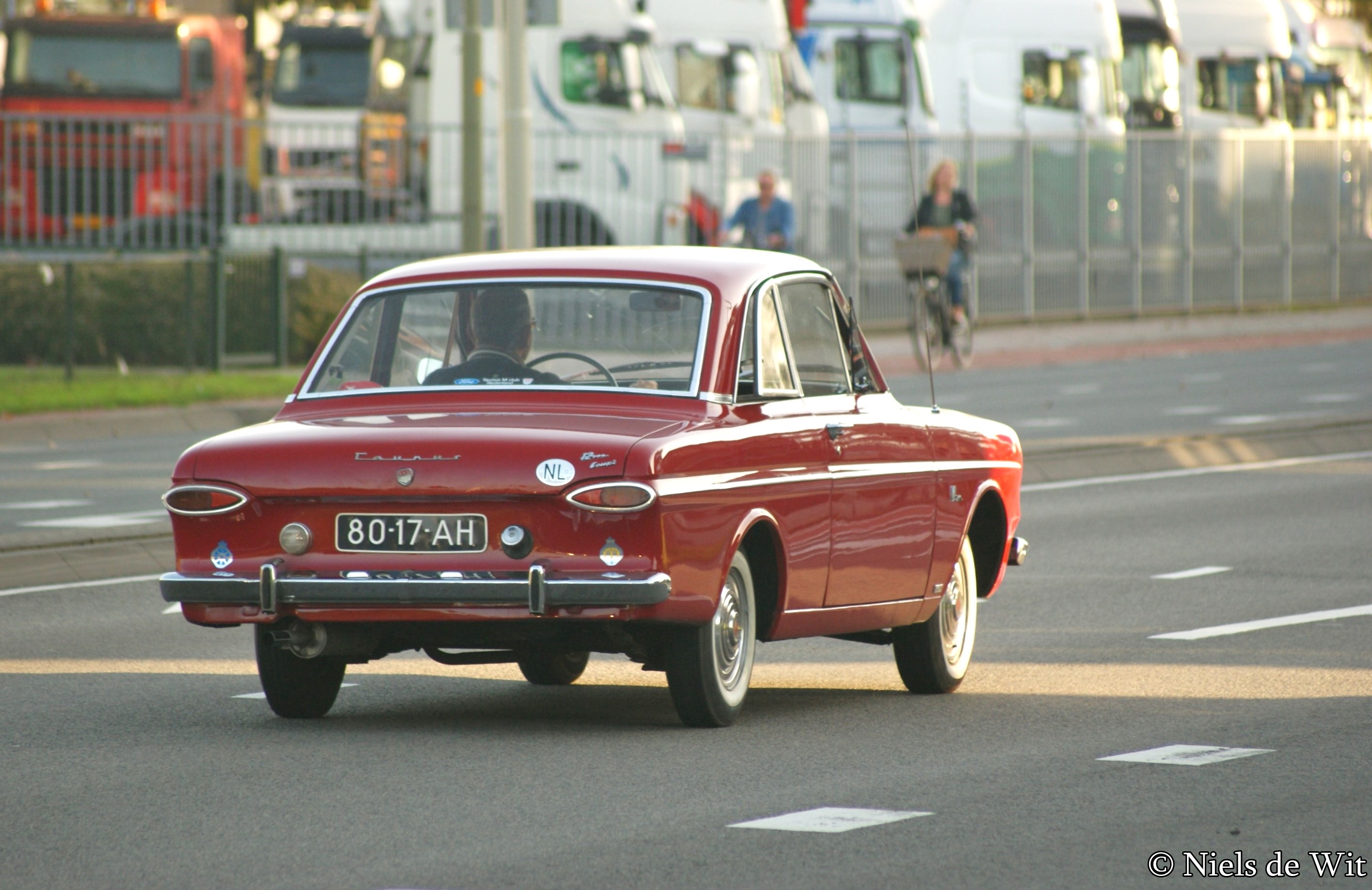 File:1966 Ford Taunus 12M Coupé (15514249607).jpg ...