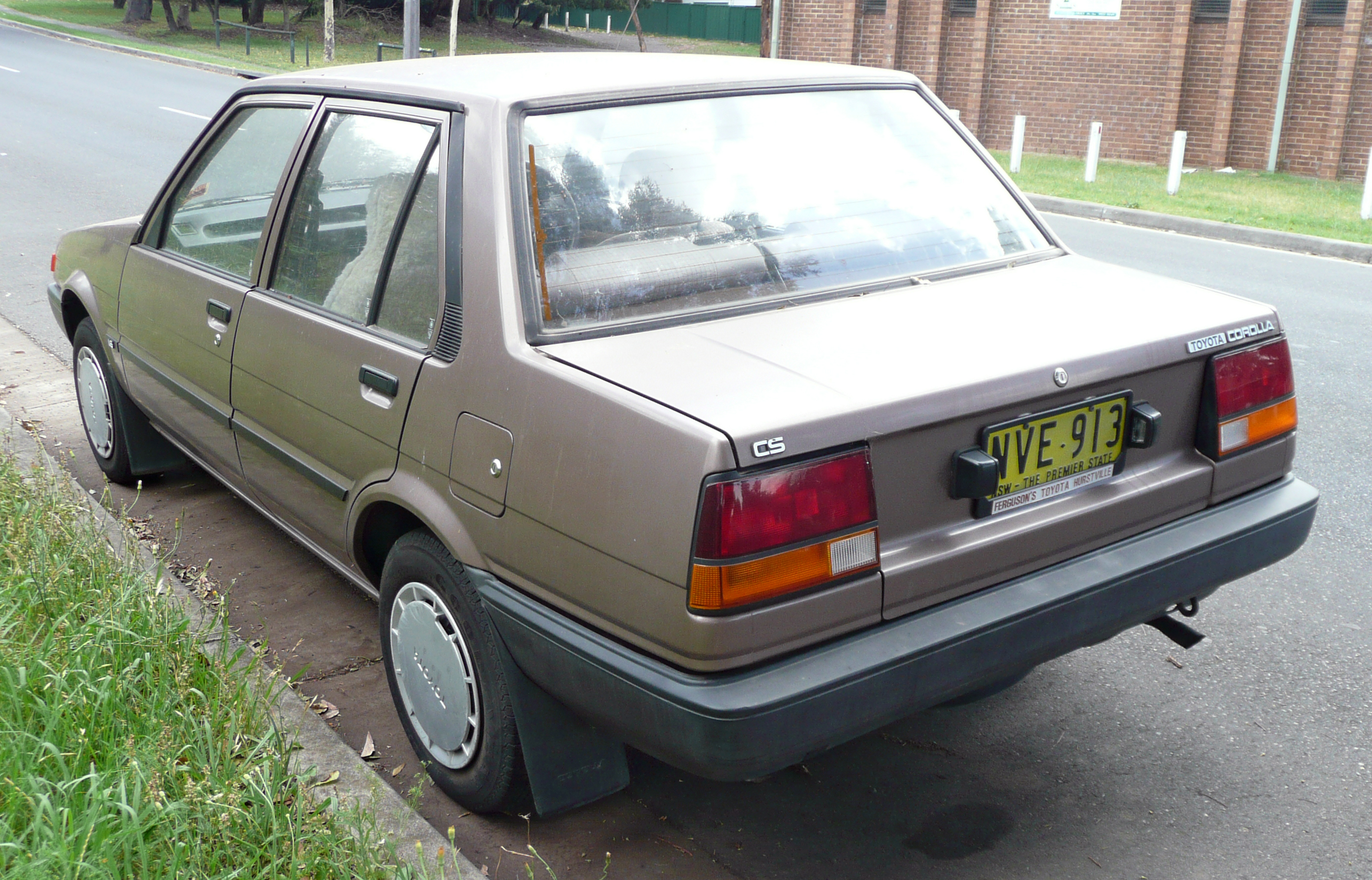 File 1985 1986 Toyota Corolla Ae82 Cs Sedan 03 Jpg