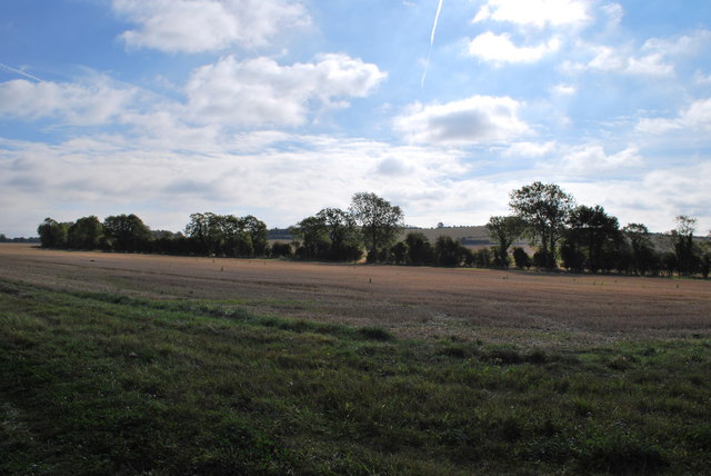 File:Across Fields - geograph.org.uk - 1512437.jpg