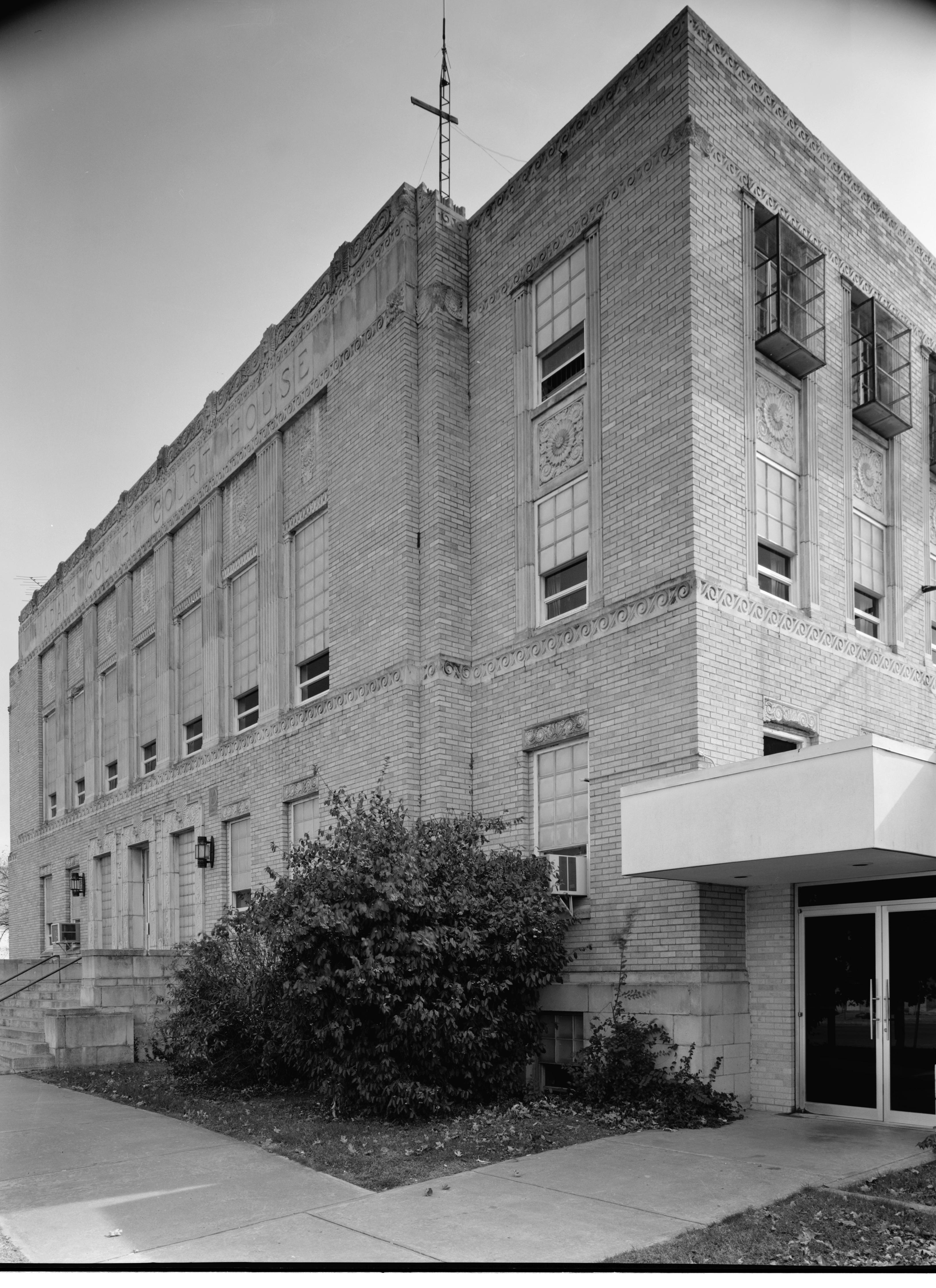 Photo of Adair County Courthouse