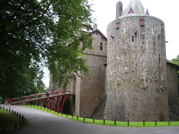 Castell Coch - geograph.org.uk - 1405401