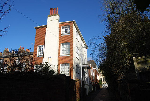 File:Cumberland House, Cumberland Gardens - geograph.org.uk - 1175001.jpg