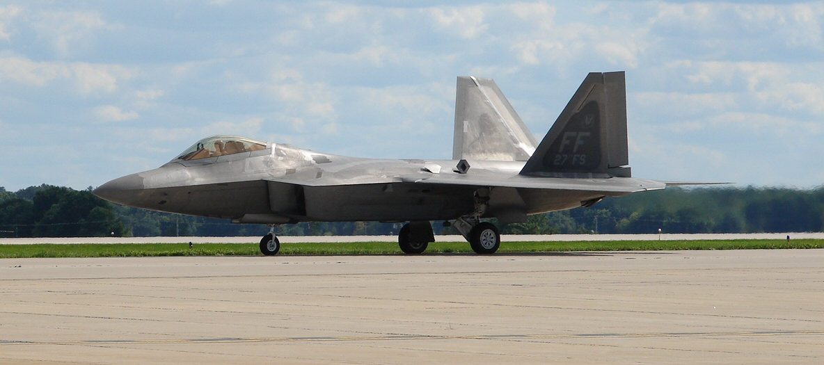 F-22 Raptor Demo (3853308816).jpg