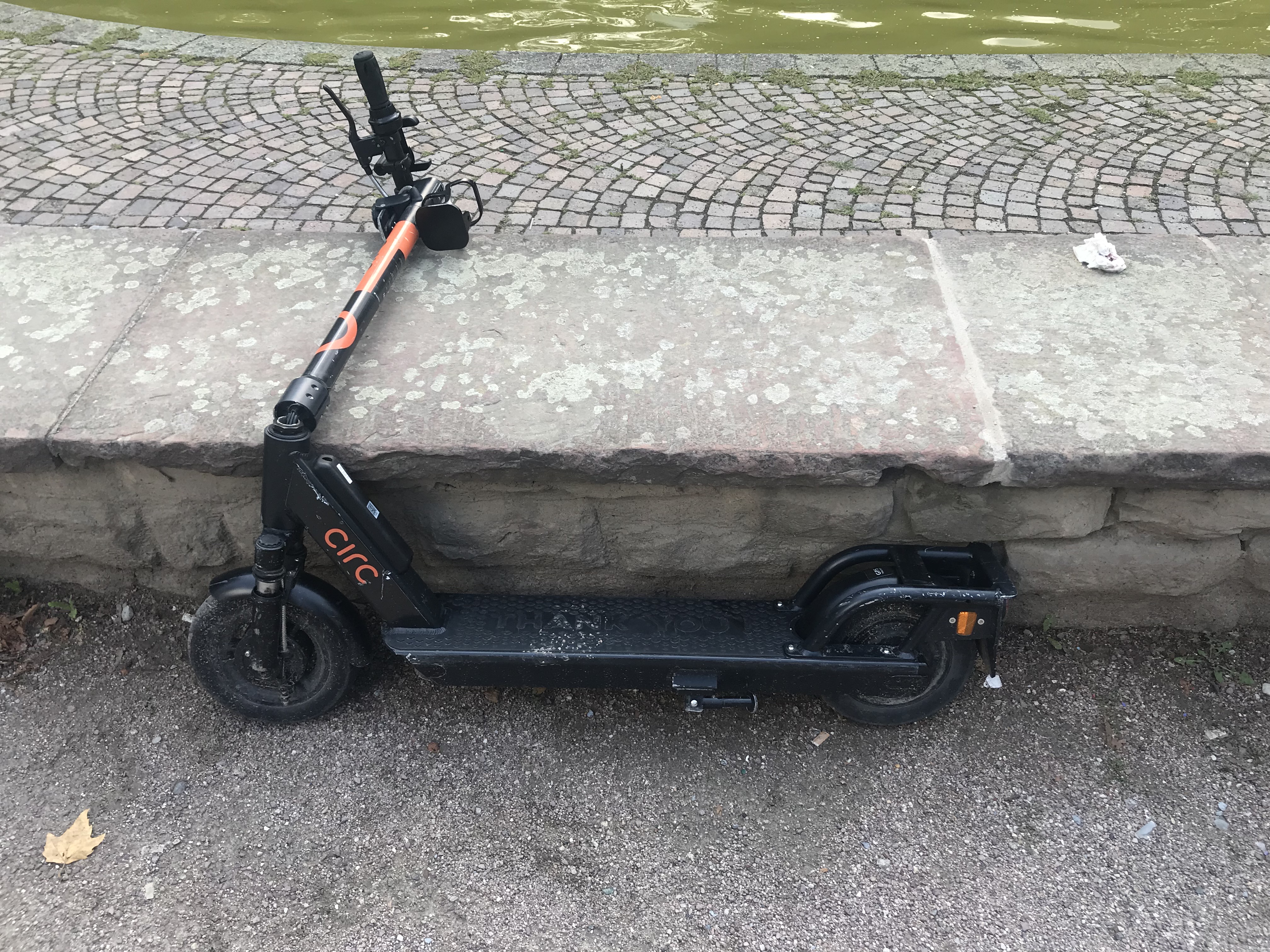 circ e scooter