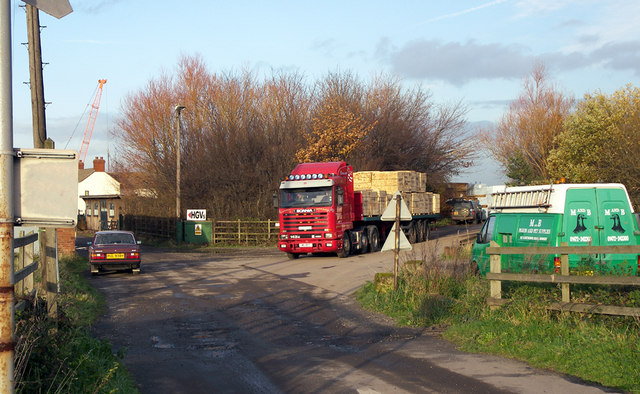 File:HGV leaving Timber Wharf - geograph.org.uk - 289977.jpg